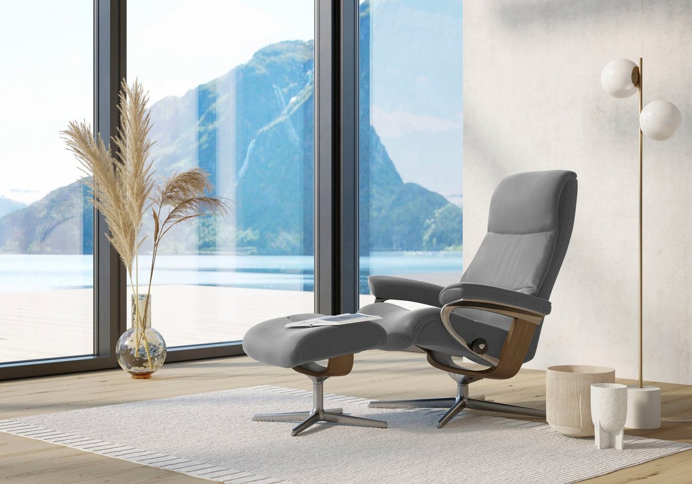 Stressless® Relaxsessel View (Set, Relaxsessel mit Hocker), mit Hocker, mit Cross Base, Größe S, M & L, Holzakzent Eiche von Stressless®