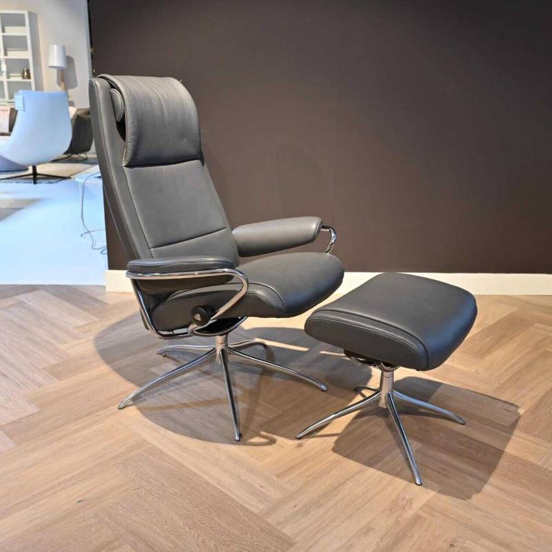 Relaxsessel Paris Leder 096 Noblesse 12 Grau Größe M Hoher Rücken Mit Hocker von Stressless