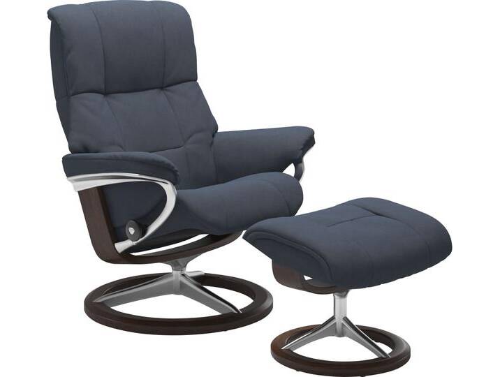 Relaxsessel STRESSLESS Mayfair , blau (blau dinamica), B:79cm H:102cm T:44cm, Leder BATICK: BATICK ist ein leicht korrigiertes, durchgefärbtes und genarbtes Möbelleder, bei dem die meisten Unebenheiten und Spuren in der Regel entfernt wurden.;Leder PALOMA: PALOMA ist ein durchgefärbtes Semianilin-Möbelleder mit natürlicher Narbung.;ROHLEDER Stoff Q2 FARON: Ein fester zuverlässiger Bouclé mit einem strukturierten Aussehen und einer komfortablen Oberfläche (100% Polyester im Flor, Grundgewebe: 50% Polyester, 50% Polyacryl);Microfaser DINAMICA (88% Polyester, 12% Polyurethan), Sessel, mit Signature Base, Größe S, M & L, Gestell Braun von Stressless