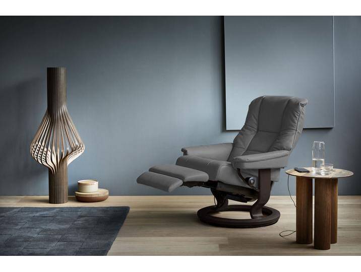 Relaxsessel STRESSLESS Mayfair , grau (dunkelgrau dinamica), B:79cm H:101cm T:77cm, Leder BATICK: BATICK ist ein leicht korrigiertes, durchgefärbtes und genarbtes Möbelleder, bei dem die meisten Unebenheiten und Spuren in der Regel entfernt wurden., Leder PALOMA: PALOMA ist ein durchgefärbtes Semianilin-Möbelleder mit natürlicher Narbung., ROHLEDER Stoff Q2 FARON: Ein fester zuverlässiger Bouclu00e9 mit einem strukturierten Aussehen und einer komfortablen Oberfläche (100% Polyester im Flor, Grundgewebe: 50% Polyester, 50% Polyacryl), Microfaser DINAMICA (88% Polyester, 12% Polyurethan), Sessel, elektrisch verstellbar, optional 2-motorisch, Größe M & L von Stressless