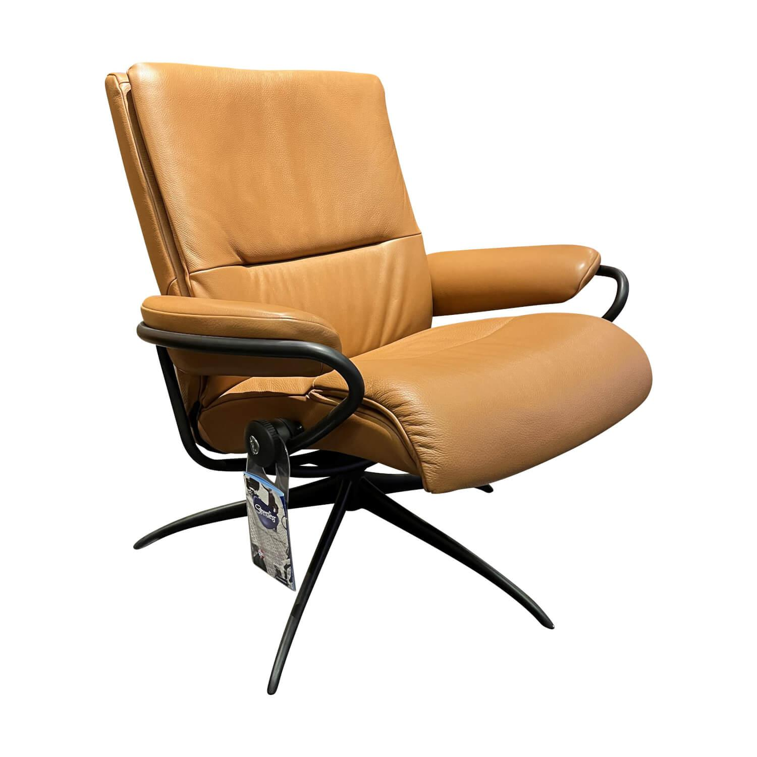 -Sessel Tokyo Leder Noblesse 34 Tigereye Gestell Star 45 Matt Black Lo... von Stressless