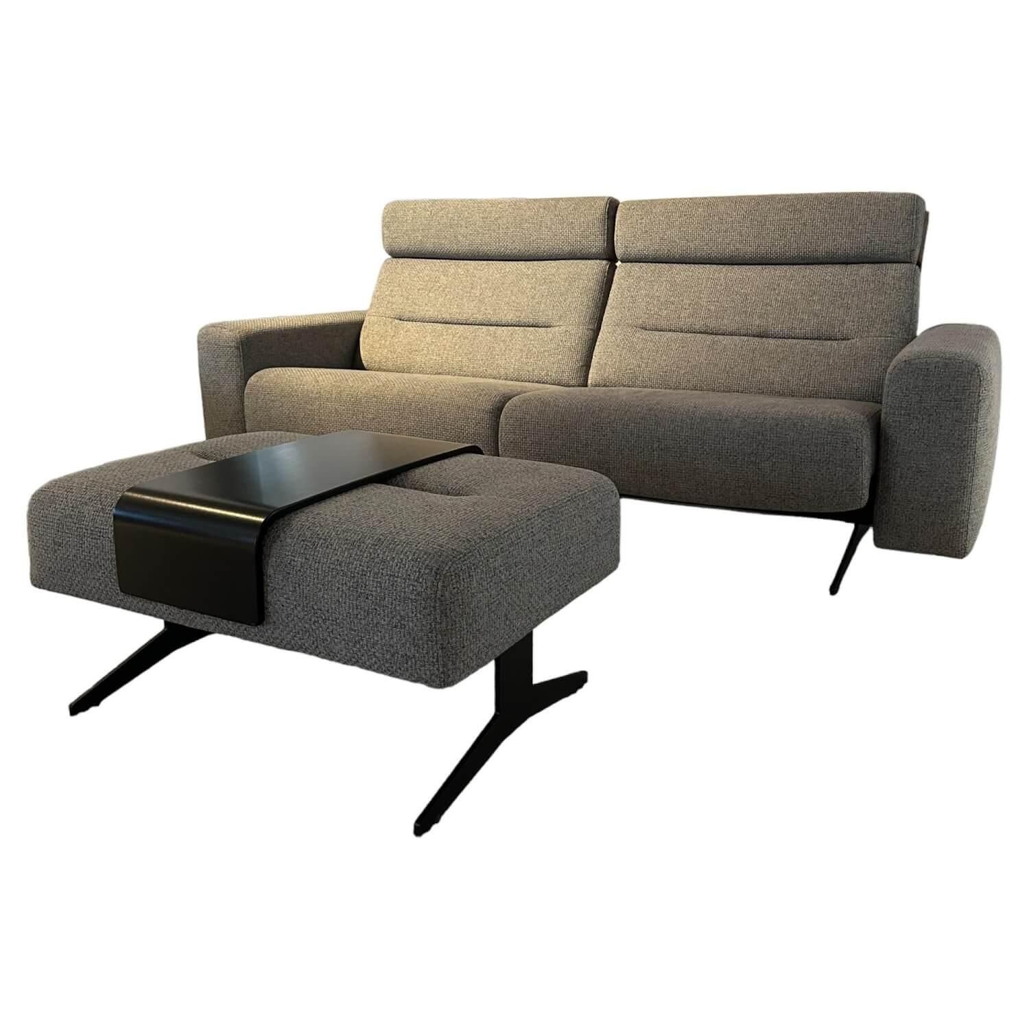 Sofa Stella Bezug Stoff Erica 596 Grey 12 Grau Gestell Metall Schwarz Inklusive ... von Stressless