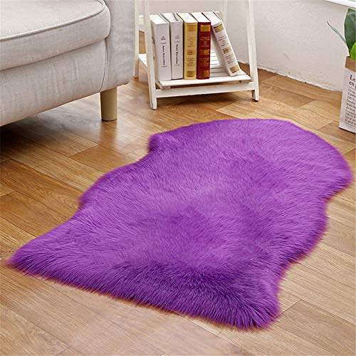 Strhopelove Faux Lammfell Schaffell Teppich Kunstfell Dekofell Lammfellimitat Teppich Longhair Fell Nachahmung Wolle Bettvorleger Sofa Matte (Lila) von Strhopelove