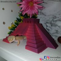 Stroodies Größe Stufenpyramide Des Kukulkan, Chichen Itza von Stroodies