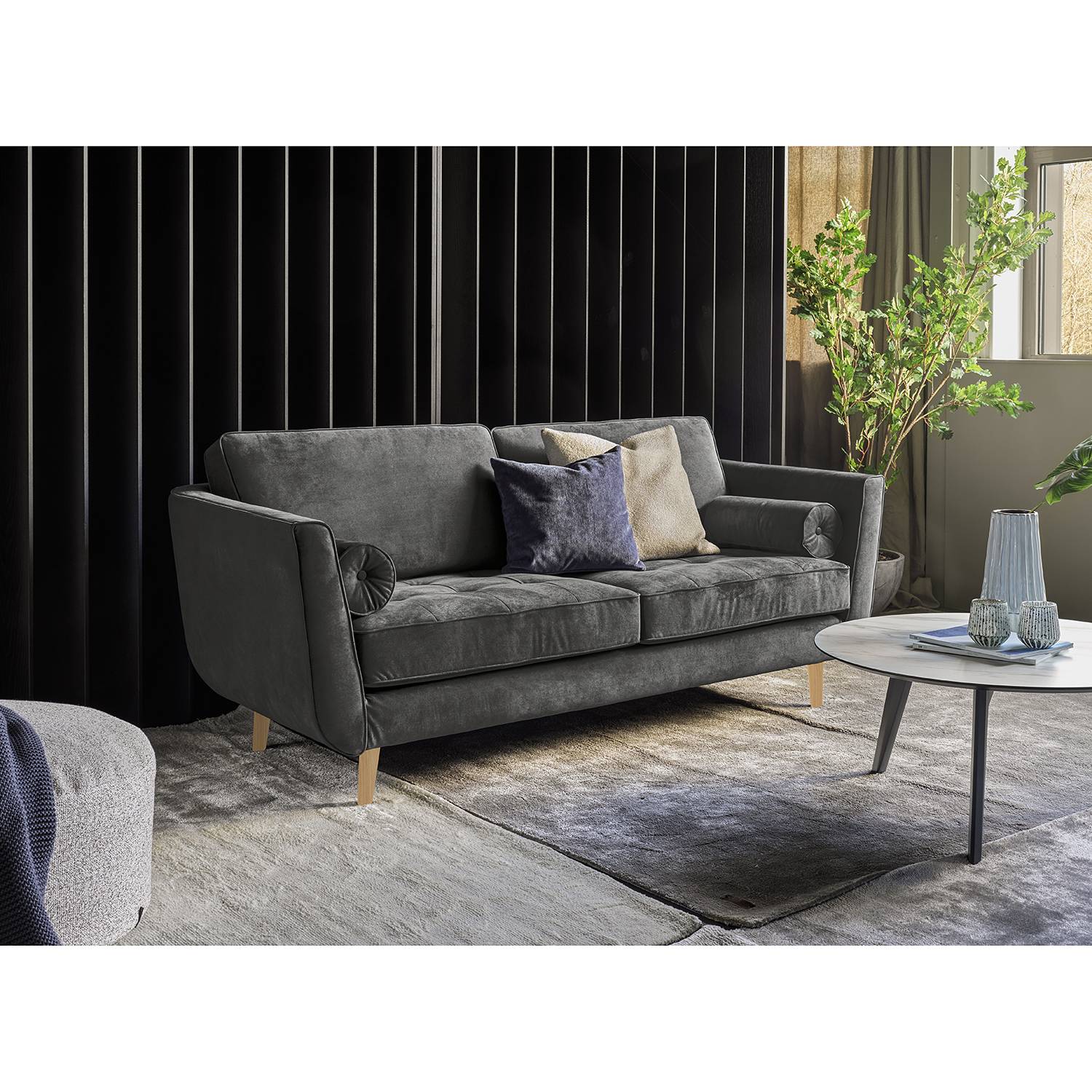 Sofa Vieux Lyon (2,5-Sitzer) von Lars Larson