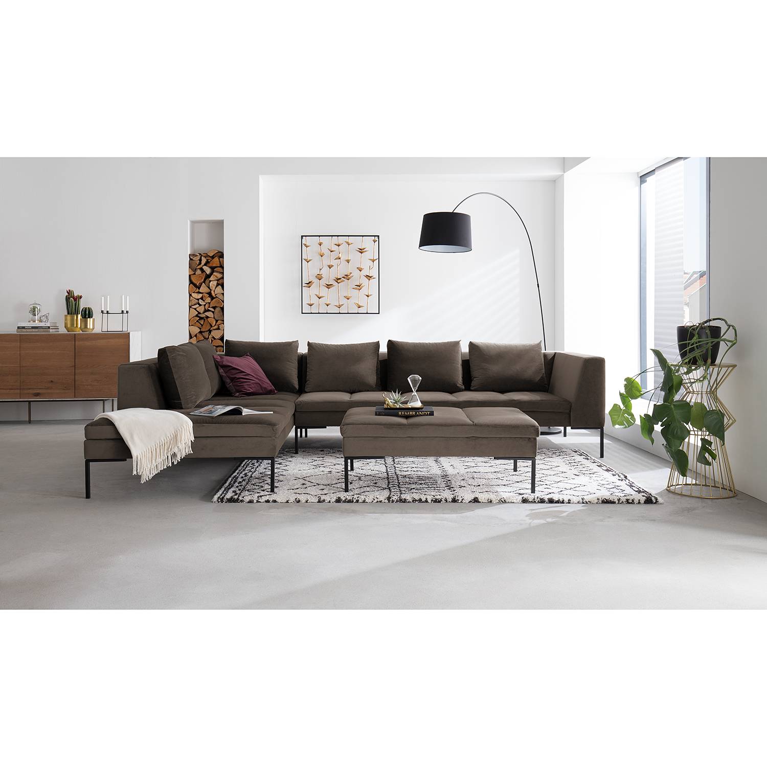 Studio Copenhagen Ecksofa Madison Taupe Samt 319x82x230 cm von Studio Copenhagen