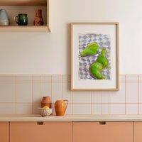 Green Pear Painting - Original A4 Oil Pastel Drawing On Checkered Background, Kitchen Wall Decor, Fruit Still Life Green Pear Painting - Original A4 Oil Pastel Drawing On Checkered Background, Kitchen Wall Decor, Fruit Still Life von StudioAriane