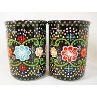 Handbemalte Kleine Schwarze Keramik Blumen Tasse Paar | 8 Unzen von StudioChiemiM