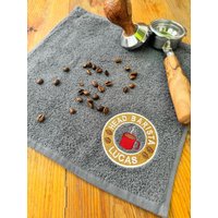 Head Barista Personalisiertes Kaffeetuch | Besticktes Cafe Bar Handtuch Individuelles Geschenk Für Kaffeeliebhaber & Baristas von StudioDoel