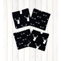 Schwarz & Weiß Hirsch Stoff Untersetzer/Jagd Outdoors Pfeil 4Er Set Geschenke Für Jungs Mancave Decor Schwarz & Weiß Hirsch Stoff Untersetzer/Jagd Outdoors Pfeil 4Er Set Geschenke Für Jungs Mancave Decor von StudioGrey13