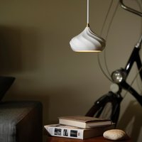 Konkave Wirbellampe, Kücheninsel Pendelleuchte, Handgefertigte Weiße Inlay Pandant Jesmonite Lampe von StudioKazoo