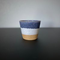 Zwei Getönte Gesprenkelte Blumentopf von StudioOneWorkshop