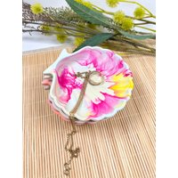 Seashell Trinket Tray Dish- Jewelery - Key Storage Christmas Gift Handmade Valentines Day- Geschenke For Mama Seashell Trinket Tray Dish- Jewelery - Key Storage Christmas Gift Handmade Valentines Day- Geschenke For Mama von StudioReinDE