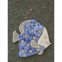 Fisch, Keramikfisch, Fischfliese, Lustiger Keramikfliese, Blauer Keramik Und Töpferei, Handgemachter Blaue Keramikfischfliese von StudioRosalina