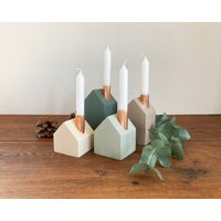 Holzhaus Dekohäuschen Adventskerzen | Adventskranz Kerzenständer Green-Set Holzhaus Dekohäuschen Adventskerzen | Adventskranz Kerzenständer Green-Set von StudioRosen