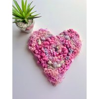 Edel Rosa 12-Zoll-Herz-Förmige Gewebte Wandbehang Edel Rosa 12-Zoll-Herz-Förmige Gewebte Wandbehang von StudioSeespriya
