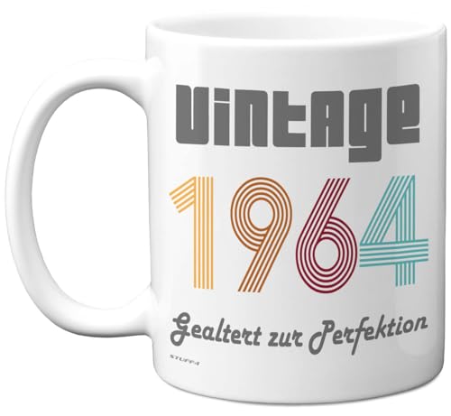 61. Geburtstagsgeschenke – 'Vintage 1964 Gealtert zur Perfektion' Tasse – Geburtstag Retro Tasse für Männer und Frauen, 325 ml Premium-Keramiktasse, Spülmaschinenfest 61. Geburtstagsgeschenke – 'Vintage 1964 Gealtert zur Perfektion' Tasse – Geburtstag Retro Tasse für Männer und Frauen, 325 ml Premium-Keramiktasse, Spülmaschinenfest von Stuff4