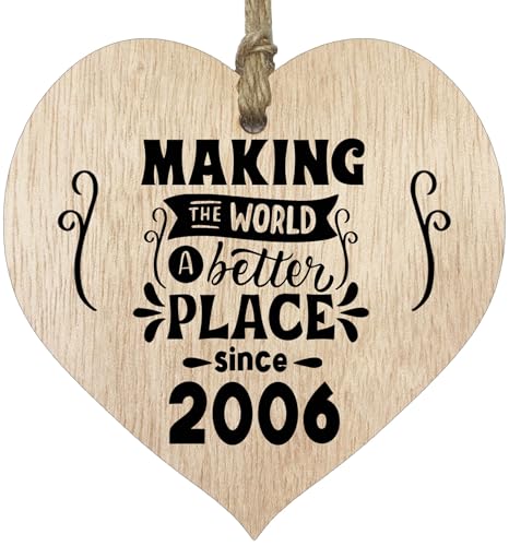 Holzschild in Herzform zum 19. Geburtstag – Making the world a better place – helles Holzschild zum Andenken, Feiern von Geburtstag, Großvater, Mutter, Vater, mit Zitaten, Geschenke aus der Familie Holzschild in Herzform zum 19. Geburtstag – Making the world a better place – helles Holzschild zum Andenken, Feiern von Geburtstag, Großvater, Mutter, Vater, mit Zitaten, Geschenke aus der Familie von Stuff4