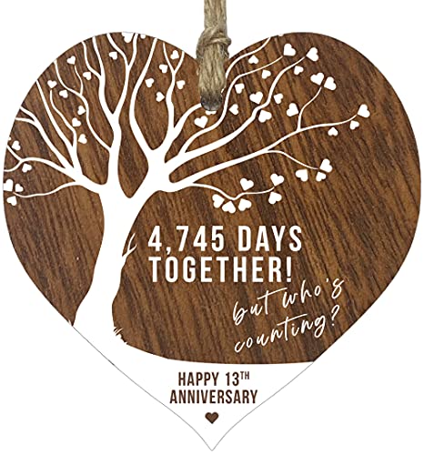 Holzschild in Herzform, zum 13. Hochzeitstag, dunkles Holzschild, Andenken, zum Hochzeitstag, für Ehefrau, Ehemann, Freund, Freundin, Mama oder Vater, mit Zitaten, Geschenke von den Kindern von Stuff4