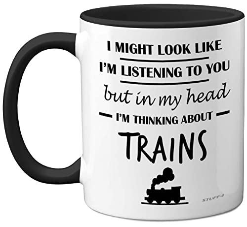 Stuff4 Tasse mit Aufschrift In My Head I'm Thinking About Trains, lustige Geschenke für Spotting-Enthusiasten, Spotter, 325 ml, Keramik, schwarzer Griff, Premium-Tasse Stuff4 Tasse mit Aufschrift In My Head I'm Thinking About Trains, lustige Geschenke für Spotting-Enthusiasten, Spotter, 325 ml, Keramik, schwarzer Griff, Premium-Tasse von Stuff4