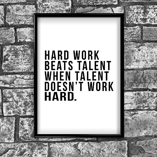 Stukk Posterdruck Hard Work Beats Talent, inspirierendes positives Zitat, A1 (594 x 841 mm), Weiß von Stukk