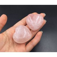 1.6 "Rose Quartz Heart Hand Carved Rose Crystal Pink Shaped Gemstone Heilung Energie Kristall Geschenk Ch von StunningGem