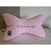 Leseknochen Rosa, Nackenkissen, Bücherkissen Xl Individuell Bestickt von SturmundBrise