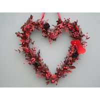 Valentinskranz Muttertagskranz Valentingeschenk Getrocknete Blumenkranz Roter Kranz Rustikaler Herzformkranz Naturkranz Valentinskranz Muttertagskranz Valentingeschenk Getrocknete Blumenkranz Roter Kranz Rustikaler Herzformkranz Naturkranz von StyleSparkle