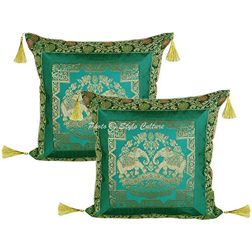 Stylo Culture Ethnisch Brokat Dekorativ Kissenbezüge 45 x 45 cm Smaragdgrün Gold 18x18 Jacquard Brokat Border Quasten Polydupion Seide Elefant Blumen Platz mit Reißverschluss Zierkissen | 2er Set von Stylo Culture