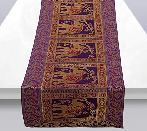 Stylo Culture Indische Dekorative Tischdecke Lila Gold Elefant Blumen Bohemien Jacquard Tischläufer Rechteckig 5 Fuß Für Mitteltabelle Brokat Party Tischplatte (40 x 152 cm) von Stylo Culture