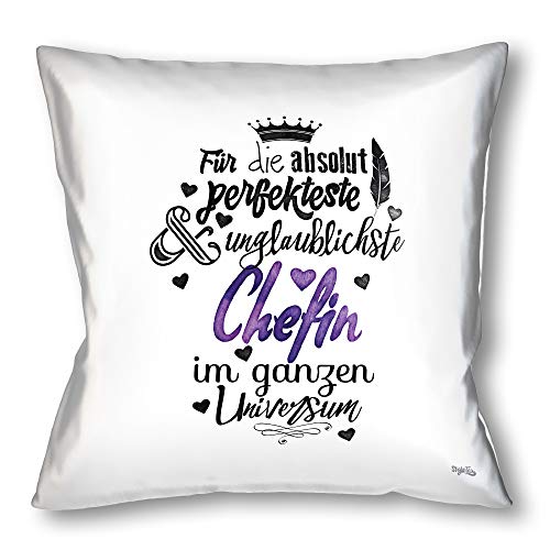 Stylotex Kissen - Geschenk für die Beste Chefin - Dekokissen Bedruckt in höchster Druckqualität & Designed in Deutschland - Für die absolut perfekteste & unglaublichste Chefin im ganzen Universum Stylotex Kissen - Geschenk für die Beste Chefin - Dekokissen Bedruckt in höchster Druckqualität & Designed in Deutschland - Für die absolut perfekteste & unglaublichste Chefin im ganzen Universum von Stylotex