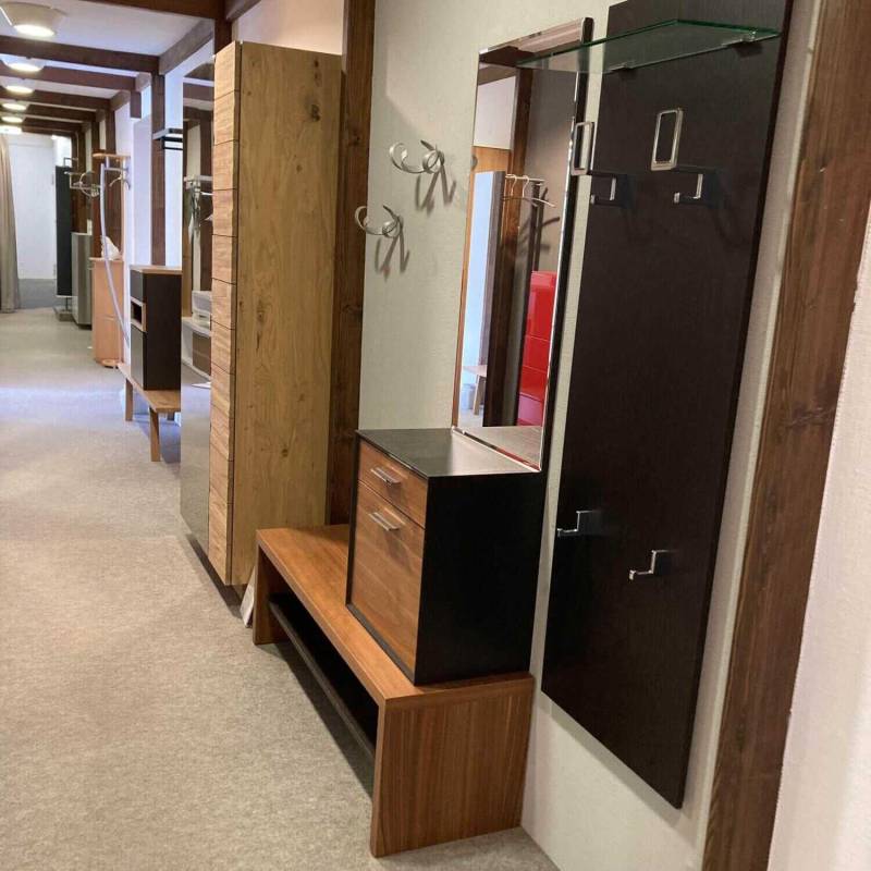Garderobe Modo M5 Eiche Dunkel Nussbaum mit Spiegel von Sudbrock