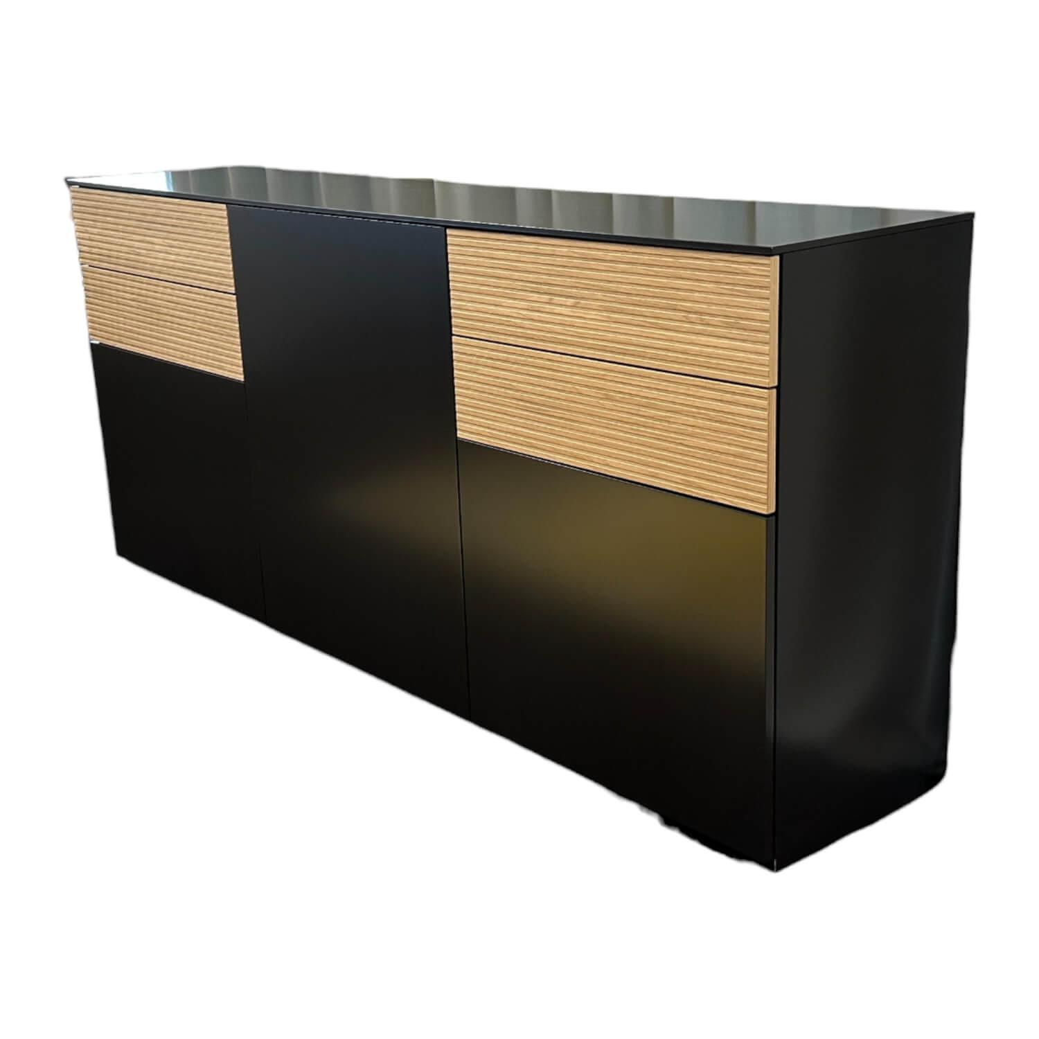 Sideboard Cubo Lack Onygrau Schublade Wildeiche Mit Pushpull Front Rillenoptik von Sudbrock