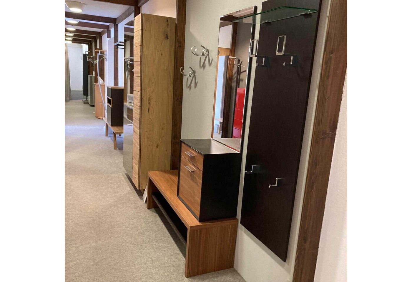 Sudbrock Garderobenständer Garderobe Modo M5 Eiche Dunkel Nussbaum mit Spiegel Sudbrock Garderobenständer Garderobe Modo M5 Eiche Dunkel Nussbaum mit Spiegel von Sudbrock