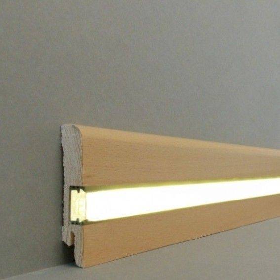 Licht Fußleiste Echtholz furniert lackiert hell braun 15 x 70 x 2500 mm by PROVISTON von PROVISTON