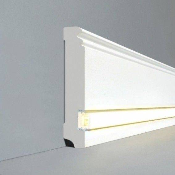 Qualitäts Licht Sockelleiste MDF-Kern, foliert weiß (19 x 145 x 2500 mm) 719.145L von Südbrock