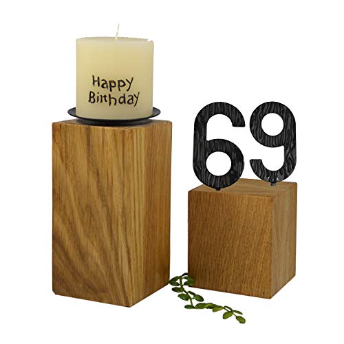 SünGross 2er Set Edelholz Leuchter 7x7x8 cm und 9x9x10cm, Oberfläche Eiche geölt, mit Zahlen aus Metall und Kerze Happy Birthday 6cm und Metall Kerzenteller, zum 69. Geburtstag von SünGross