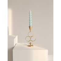 Handgemachter Kerzenhalter Aus Messing Modernes Wohnzimmer Dekor von SuenoDesignStudioCo