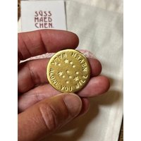 Taschen-Umarmung Münze - You Will Never Walk Alone, Geschenk Für Bruder Oder Familie, Sober Motivation, Mutmacher Token von Suessmaedchen