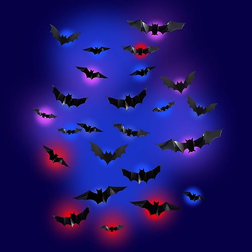 Halloween Fledermäuse Deko innen mit LED Beleuchtung 24 Stück 3D DIY Wandaufkleber schreckliche Halloween Wandaufkleber Dekor Verschiedene Größen PVC-Fledermäuse von Suewidfay