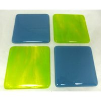 Lime Grün Und Kobaltblau Handgemachte Untersetzer Aus Geschmolzenem Glas Mit Art Studio - 4Er Set Made To Order Handgefertigte Getränke Barware Lime Grün Und Kobaltblau Handgemachte Untersetzer Aus Geschmolzenem Glas Mit Art Studio - 4Er Set Made To Order Handgefertigte Getränke Barware von SugarLipsGlass