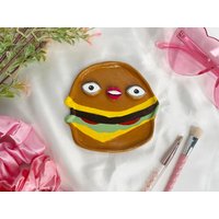 Funky Hamburger Schmuck Tablett, Burger Ring/Trinket Dish, Catch All Vanity Inhaber, Buntes Vielseitiges Dopamin-Dekor Funky Hamburger Schmuck Tablett, Burger Ring/Trinket Dish, Catch All Vanity Inhaber, Buntes Vielseitiges Dopamin-Dekor von SugarpillStudios