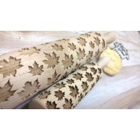 Holzrollen Pin Laser Cut Maple Leaf Netting Muster Kanada Herbst von SugaryHome