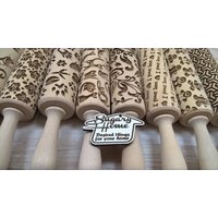 Set Von 4 Kleine Handgefertigte Holz Rolling Pins Laser Geschnitten Prägung Alle Muster von SugaryHome