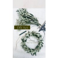 Diy Kranz Set Zum Selbst Binden Trockenblumenkranz Wandkranz „Rethymno" Türkranz Dekokranz Wohn Deko Boho Jga Olive Mit Ring Nach Wahl 25cm Diy Kranz Set Zum Selbst Binden Trockenblumenkranz Wandkranz „Rethymno" Türkranz Dekokranz Wohn Deko Boho Jga Olive Mit Ring Nach Wahl 25cm von Suitcaselovers