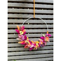 Trockenblumenkranz „Rome" Wandkranz Türkranz Deko Boho Dekokranz Geschenk Schleierkraut Weiß Lila Statice Strandflieder Pinker Lavendel von Suitcaselovers