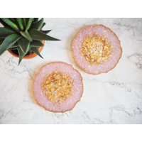 Blush Pink Geode Harz Untersetzer, Untersetzer Set, Rosa Geschenke Für Zuhause, Tischset von SukiSaburDesigns