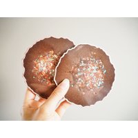Rose Gold Geode Resin Untersetzer, Untersetzer Set, Rosegold Geschenke Für Zuhause, Platzsets, Irisierende Flocken von SukiSaburDesigns