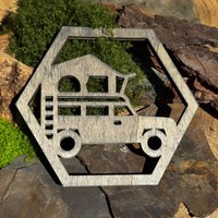 Camping Deko Hexagon „Camping Abenteuer - [ Dachzelt ]" Gelasertes Naturholz-Design Geschenk Holz Schild von SumaLaserdesign