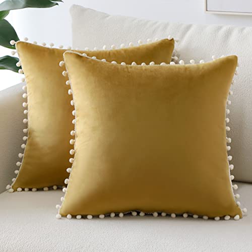 Sungeek 2er Set Samt Kissenbezüge, Dekorativ Zierkissenbezüge Weich Kissenbezug Pompon Dekokissen Sofakissen Couchkissen Deko Bezug Kissenhülle für Sofa Schlafzimmer Wohnzimmer (40x40 cm, Gold) von Sungeek